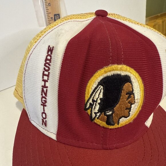 Vintage 80s Washington Redskins NFL Trucker Hat Adult Made In USA Lucky Stripe - Picture 3 of 16